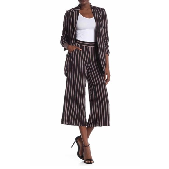 NWT Womens Size Medium Max Studio Black Striped Wide Leg Cropped Stretch Pants - Picture 1 of 3